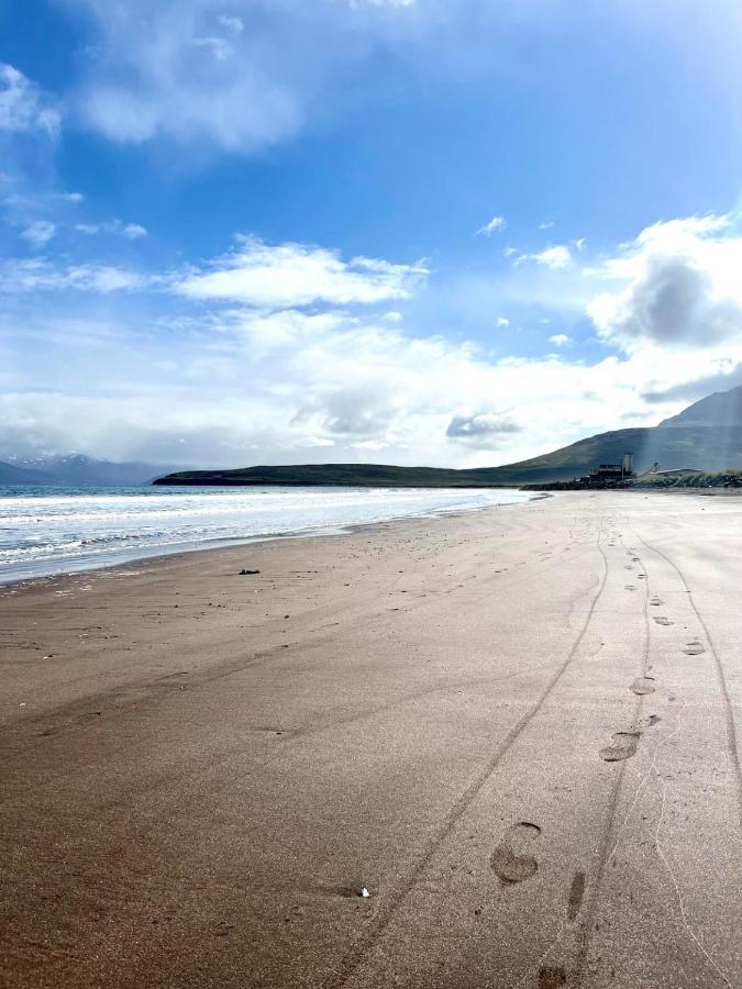 Beautiful House With Amazing Sea View. Apartamento Dalvík Exterior foto
