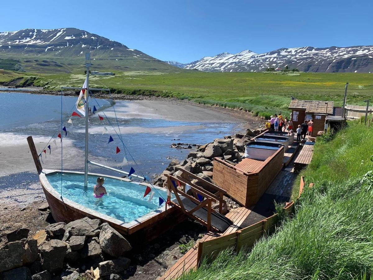 Beautiful House With Amazing Sea View. Apartamento Dalvík Exterior foto
